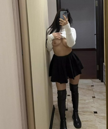 Фаина, 19